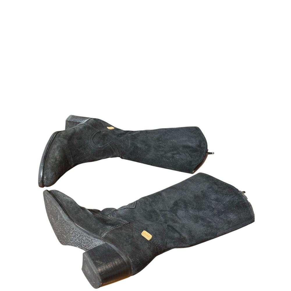 Women's Castell suede boot size 37 euro